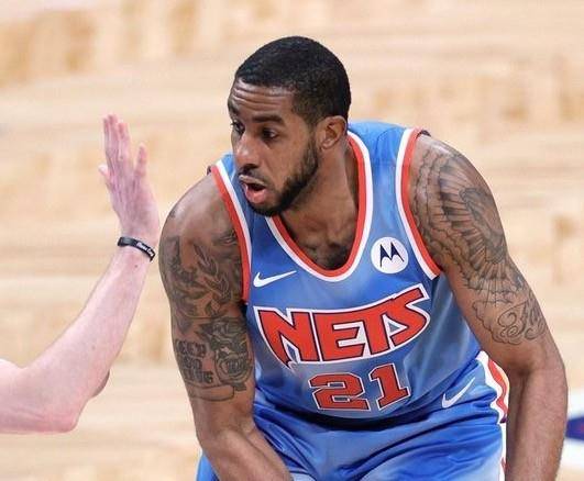 赛场上除了 赛场上除了